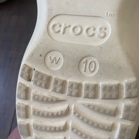 Crocs Classic Platform Ombre Clogs - Picture 9 of 13